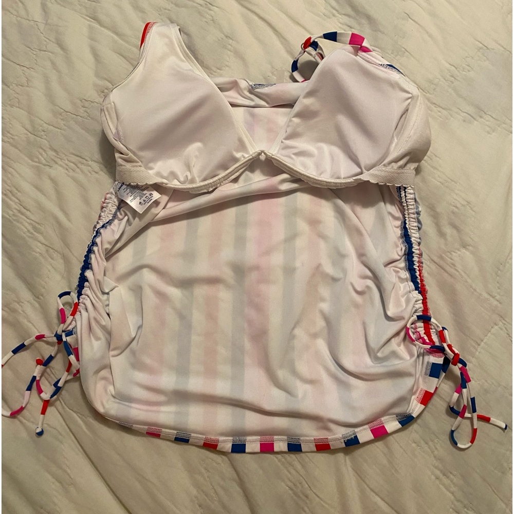 Lands’ End Tankini top, Underwire, Size 12